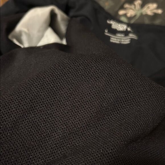 Lacoste Kids lightweight sport jacket - Picture 6 of 7